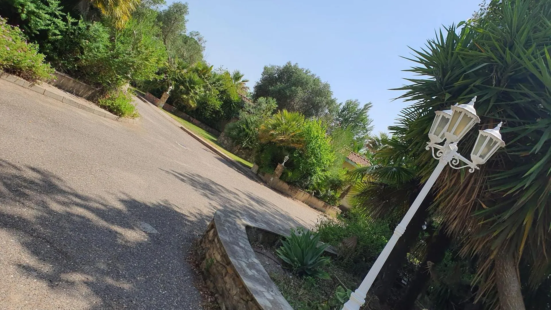 **  Hotel Garden Nuraminis Italie
