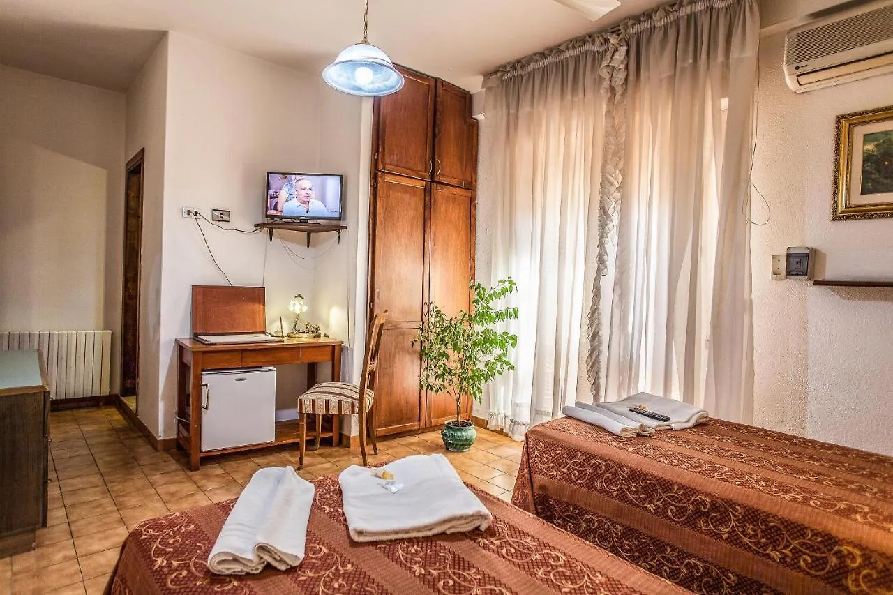 Hotel Garden Nuraminis Italia