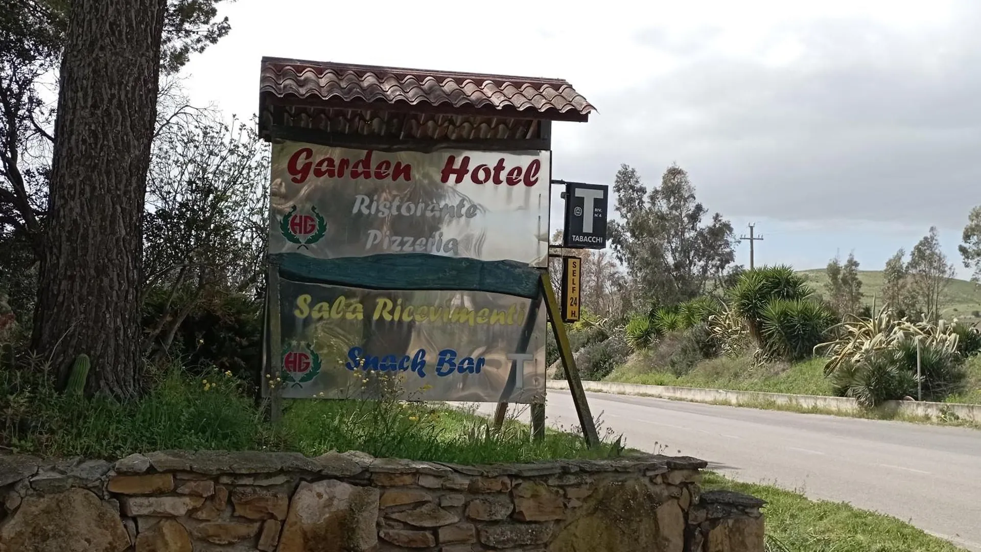 Hotel Garden Nuraminis